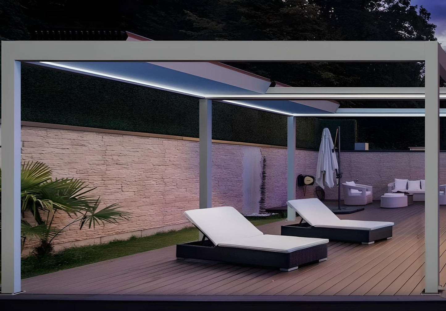 Retractable Roof Open Air Pergola